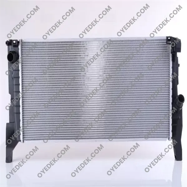 BMW 2 Active Tourer Motor Su Radyatörü 17117617635